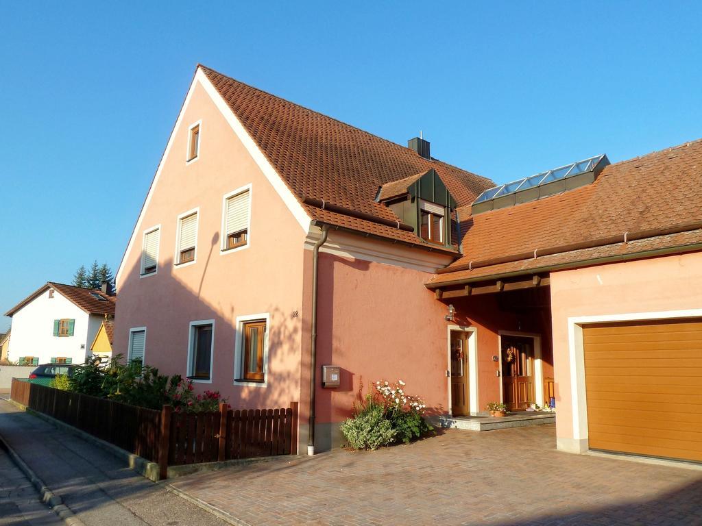 Ferienwohnung Tegernheim Exterior photo